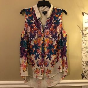 Floral button up top